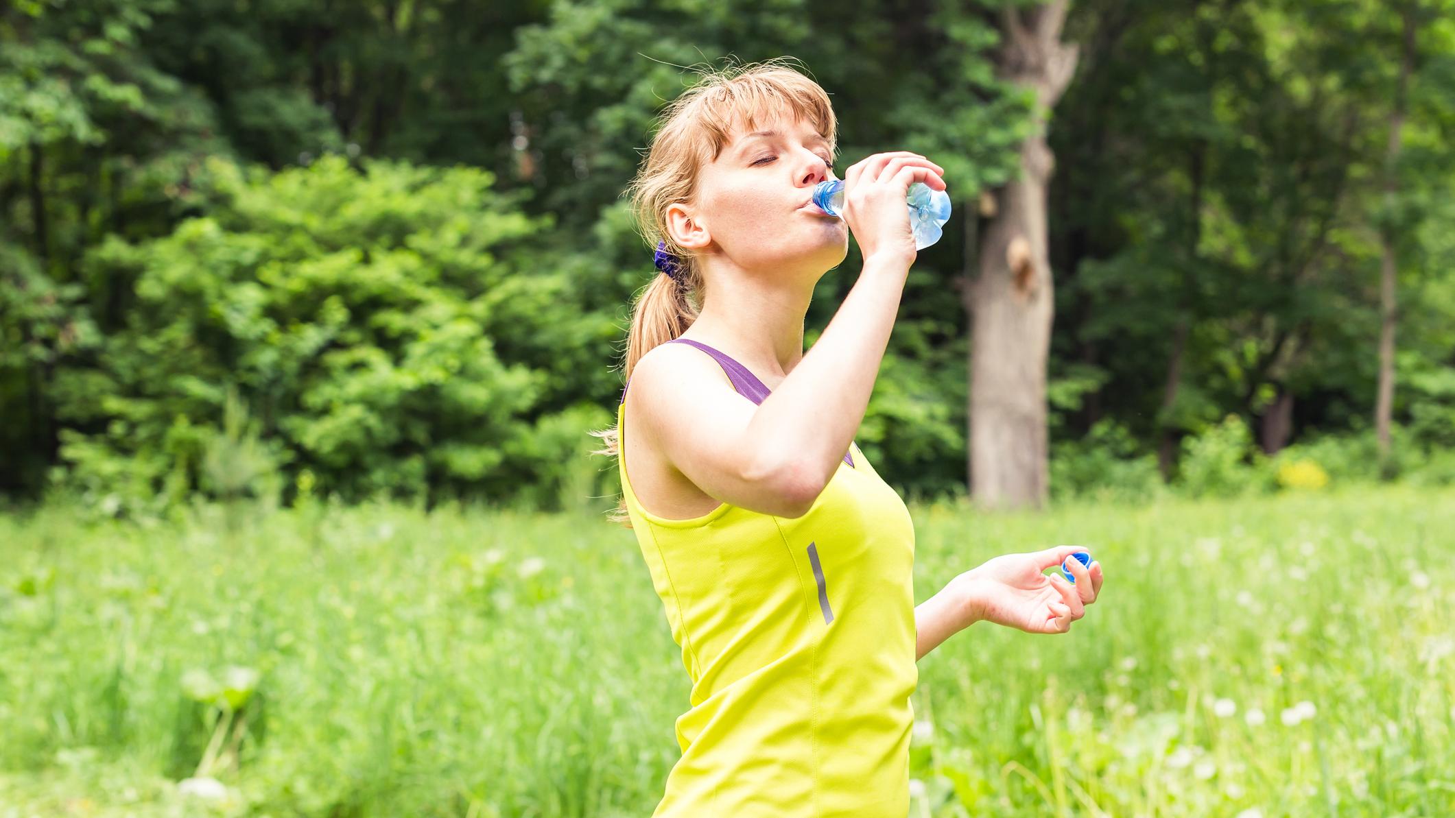 Was soll man zu sich nehmen, um Schwitzen zu vermeiden?